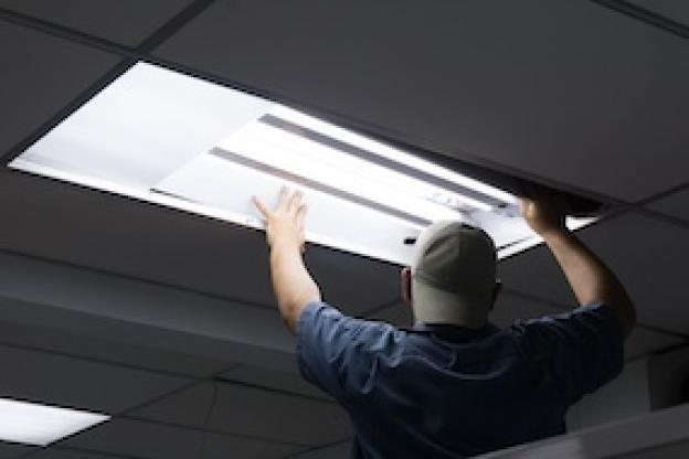 How to install a LED Tube in an existing installation?